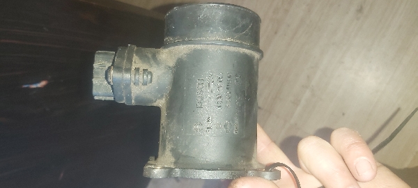 nissan-almera-hava-akismetre-cikma-orjinal