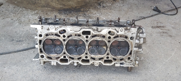 mitsubishi-carisma-16-motor-silindir-kapagi-orjinal-cikma