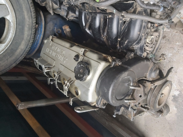 mitsubishi-carisma-16-cikma-motor-silindir-kapagi-krank-yarim-motor-yedek-parca