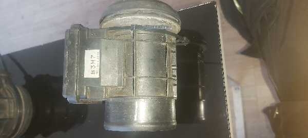 mazda-323-15-hava-akismetre-b3h7-orjinal-cikma